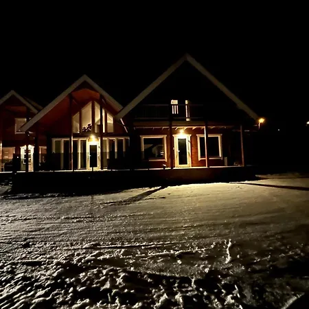 Beautiful With Sea View, Between Lyngen And Tamok 아파트