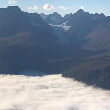 아파트 Beautiful With Sea View, Between Lyngen And Tamok Indre Berg (Storfjord)